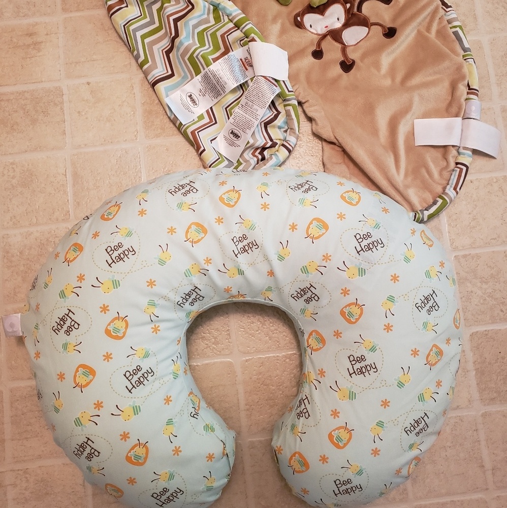 EUC Boppy Luxe Pillow